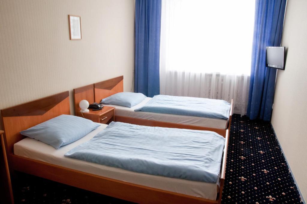 Hotel Naramowice Poznan Ruang foto