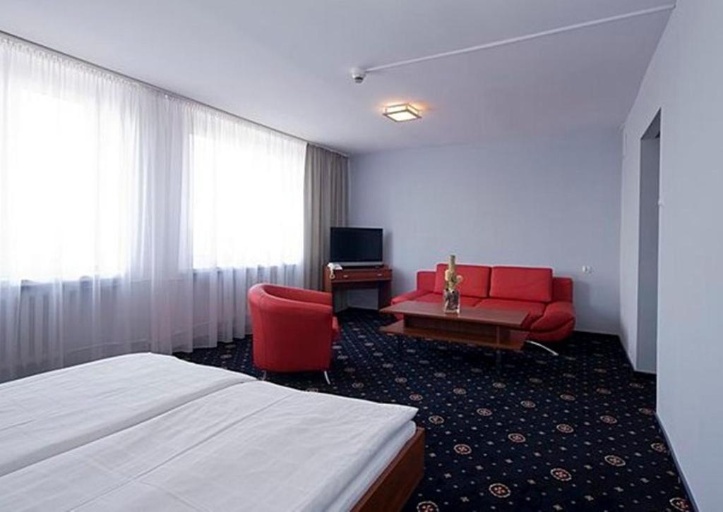Hotel Naramowice Poznan Ruang foto