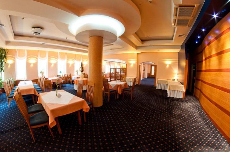 Hotel Naramowice Poznan Restoran foto